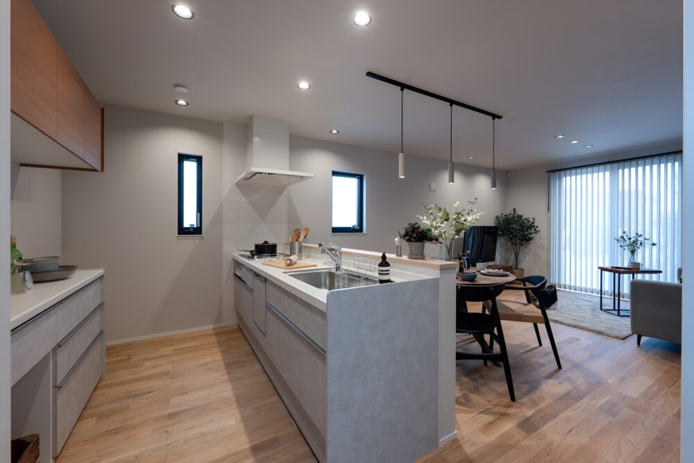 AND HOUSE(アンドハウス）